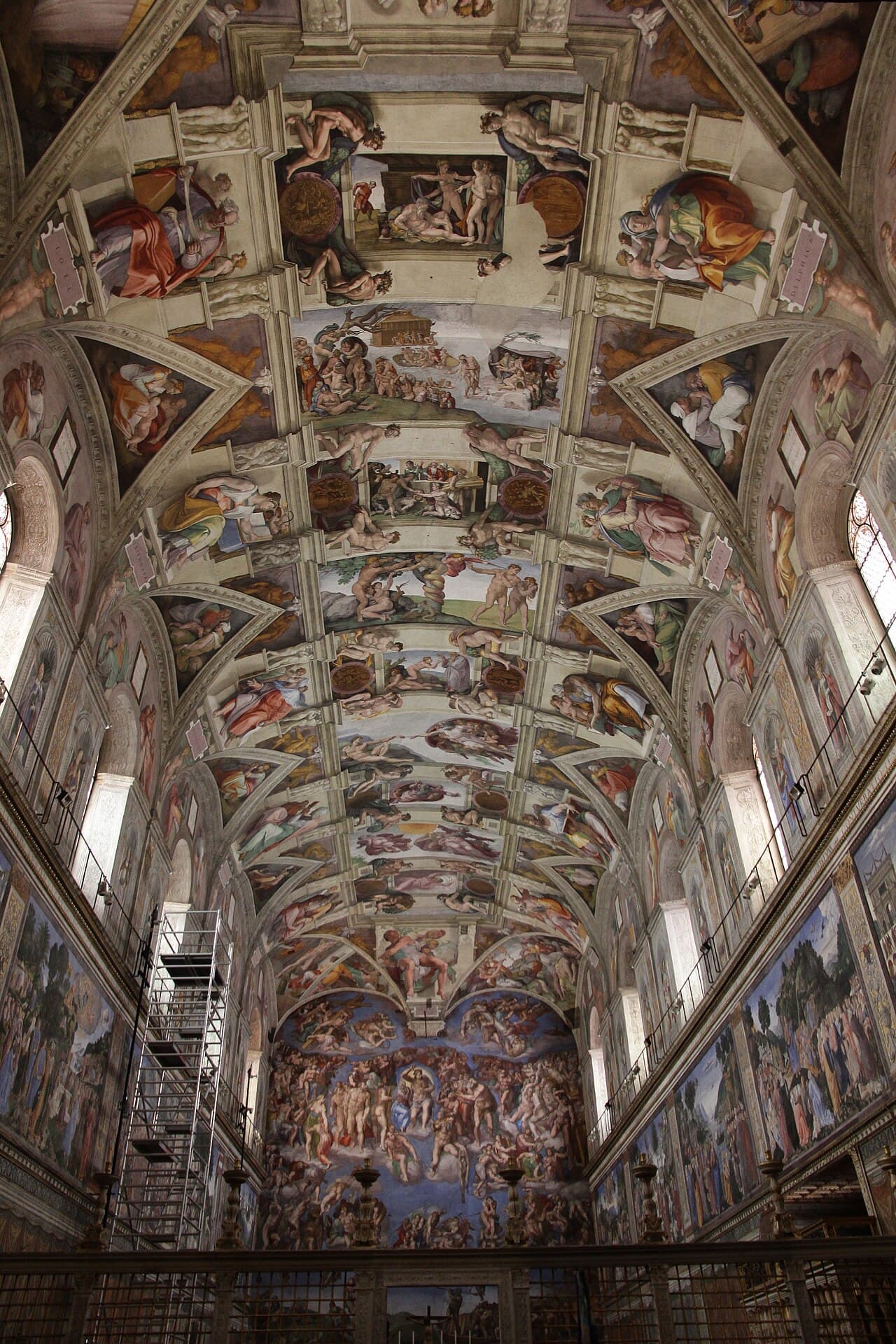Teto da Capela Sistina pintado por Michelangelo